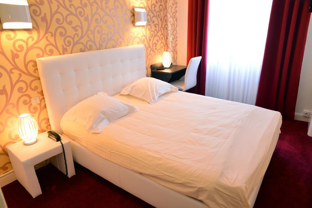 Hotel Le Square Оріяк Екстер'єр фото